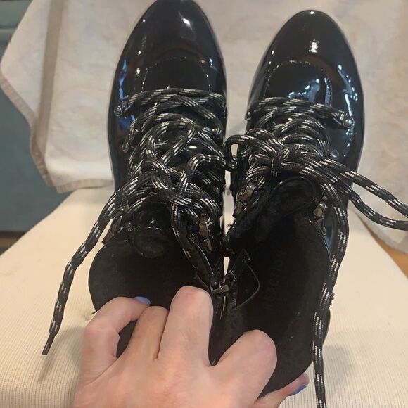 Kenneth Cole Reaction Sneakers HUMALONGS Patent Leather High Top Side Zip, EUC 7 - Picture 8 of 11